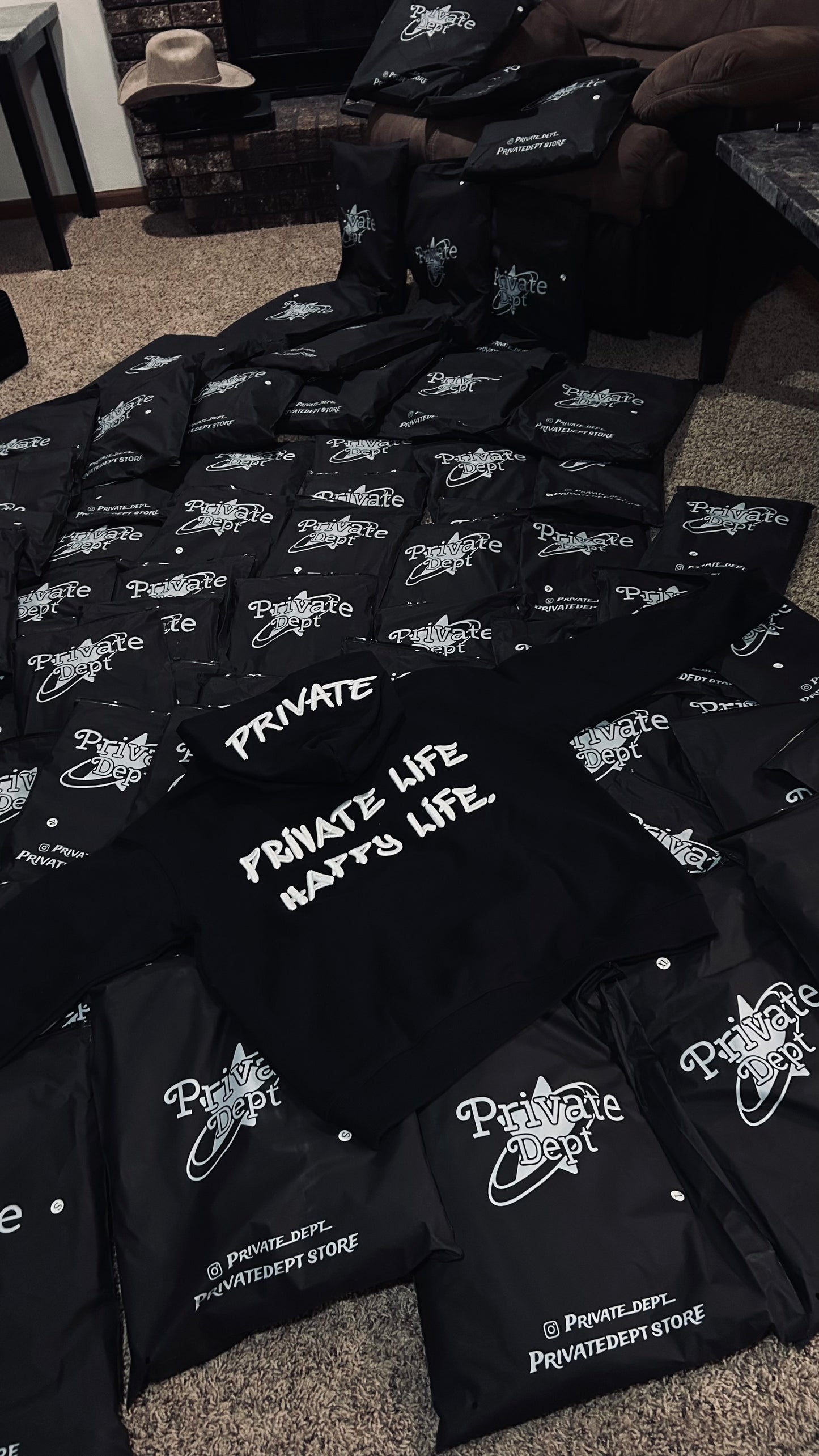 PRÍVATE LIFE HOODIE!